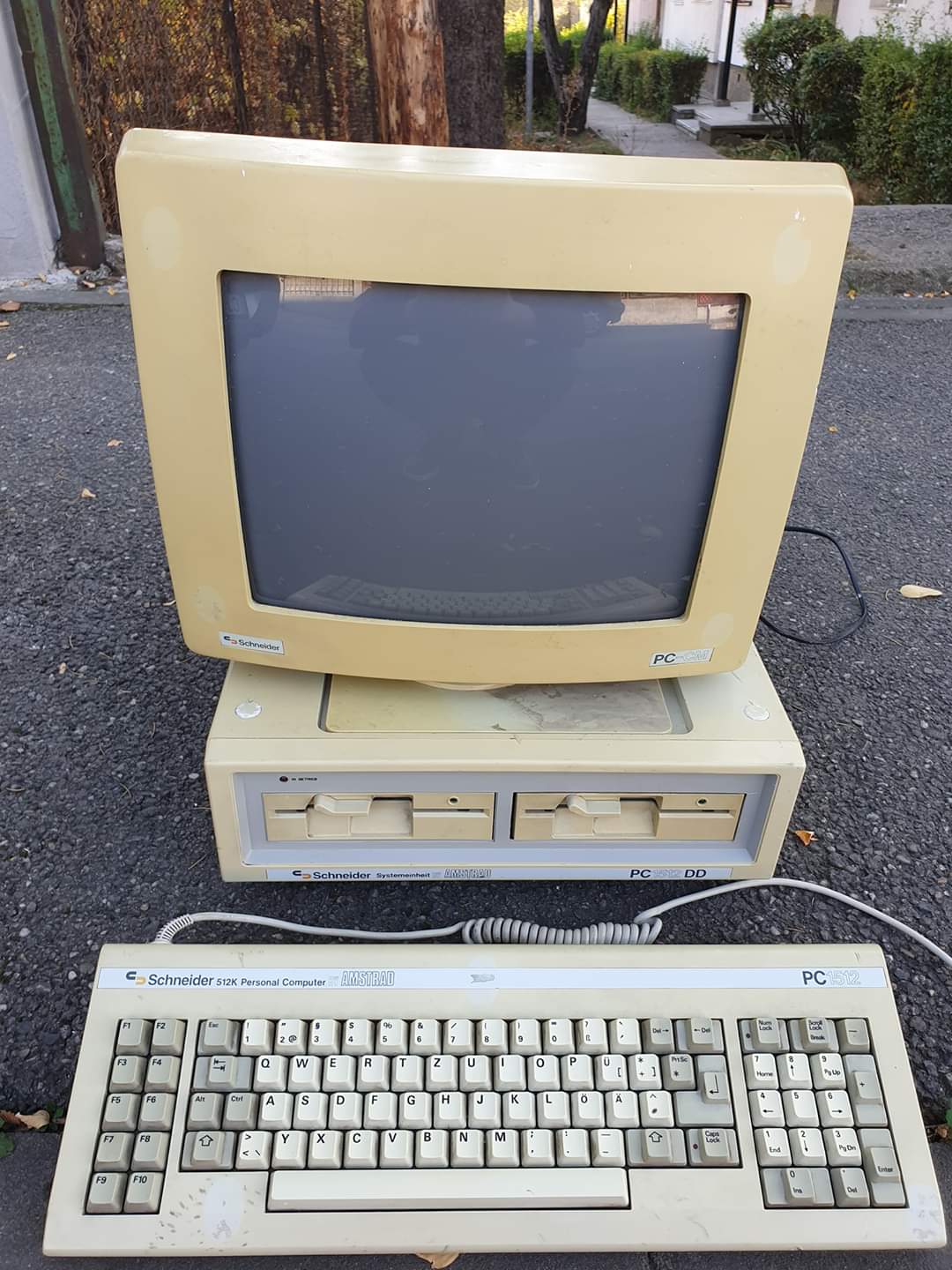 Amstrad PC-1512 DD (Schneider-badged version)