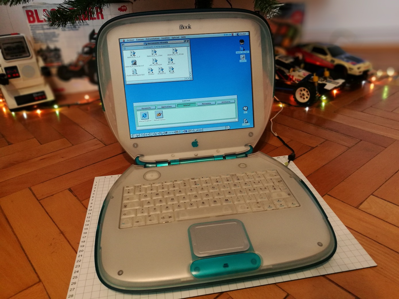 Apple iBook G3 Clamshell -Blueberry